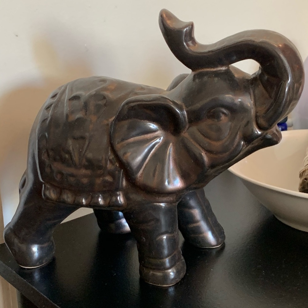 Decorative elephant